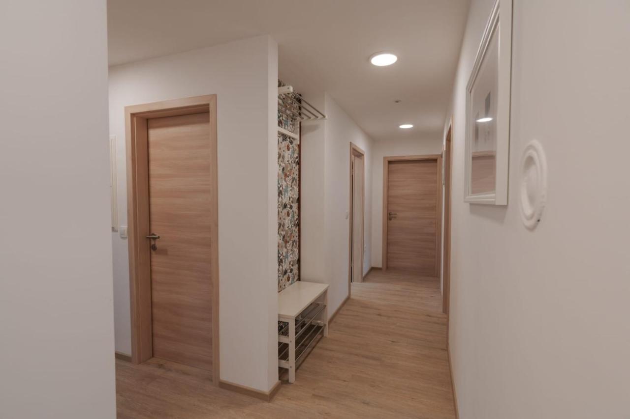 Apartma Lamberger Zirovnica Exterior photo